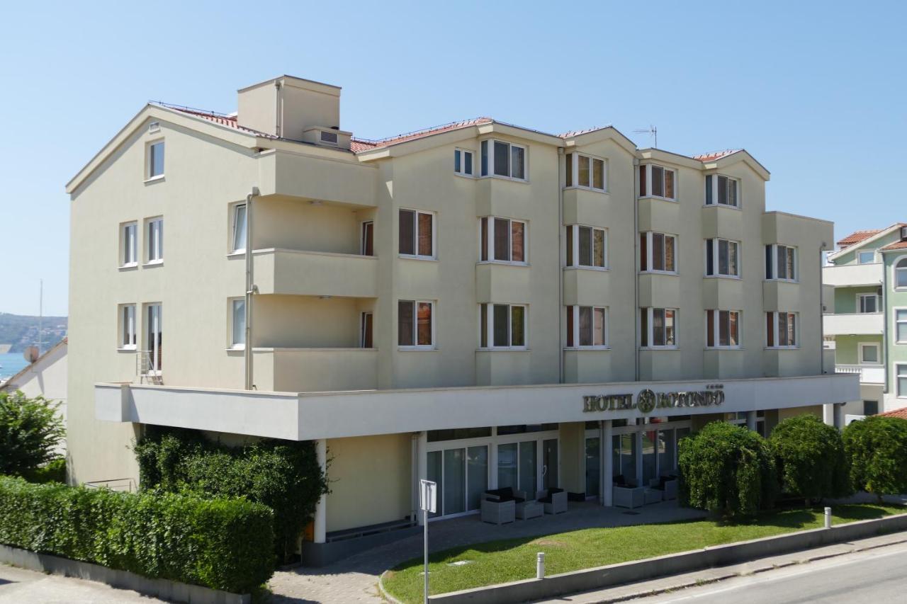 Hotel Rotondo Donji Seget Buitenkant foto