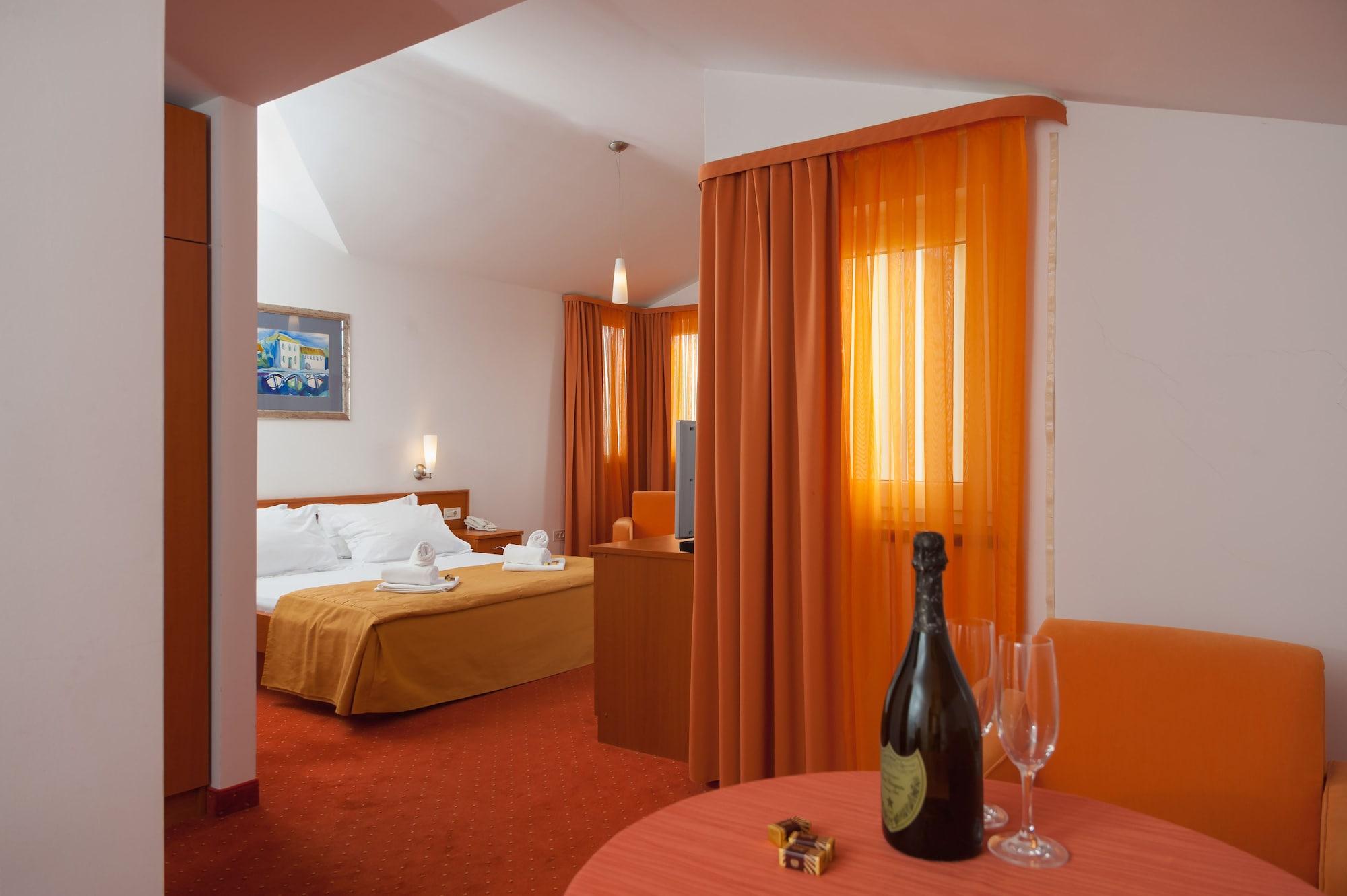 Hotel Rotondo Donji Seget Buitenkant foto
