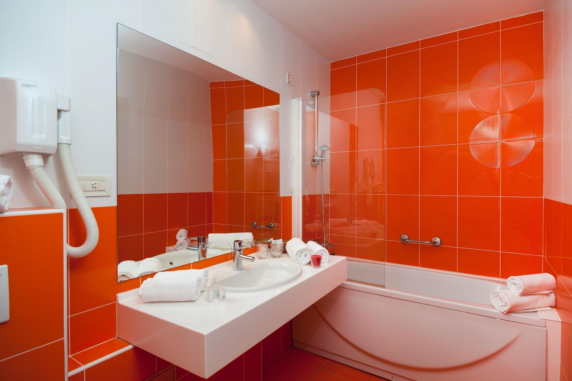 Hotel Rotondo Donji Seget Buitenkant foto