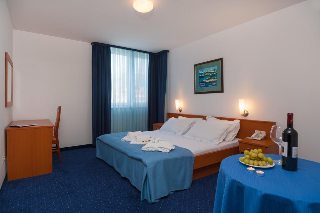 Hotel Rotondo Donji Seget Kamer foto